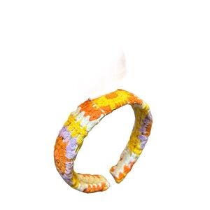 Retro crochet headband. One size. NWT